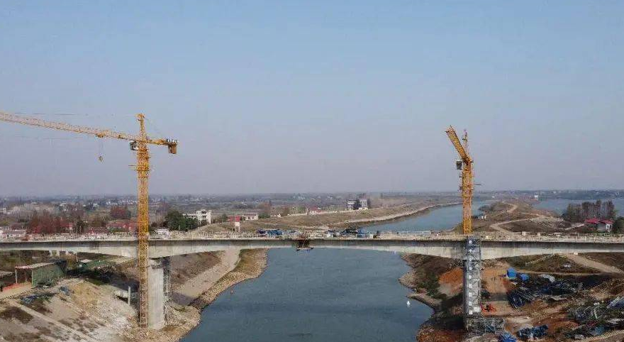 常德安鄉馬坡湖大橋主橋順利合龍