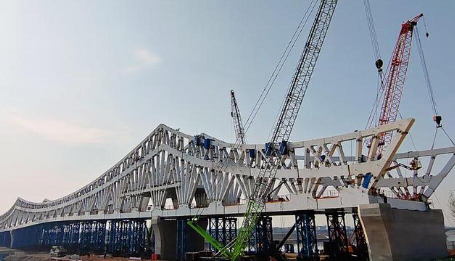 衢州智慧島景觀橋項目西橋主橋南北兩岸正式貫通