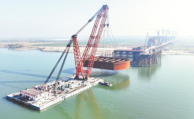 滬渝蓉高鐵漢江特大橋進入下部結構施工