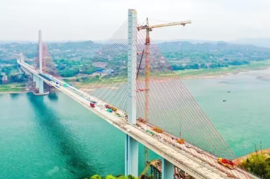泸州市白沙長江大橋全力沖刺在5月份實現通車運行