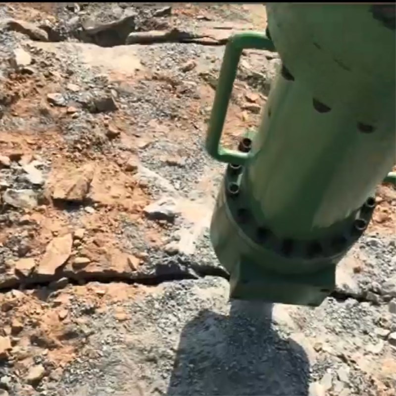 广州鼎高家电制造有限责任公司M20挖改式機載劈裂機